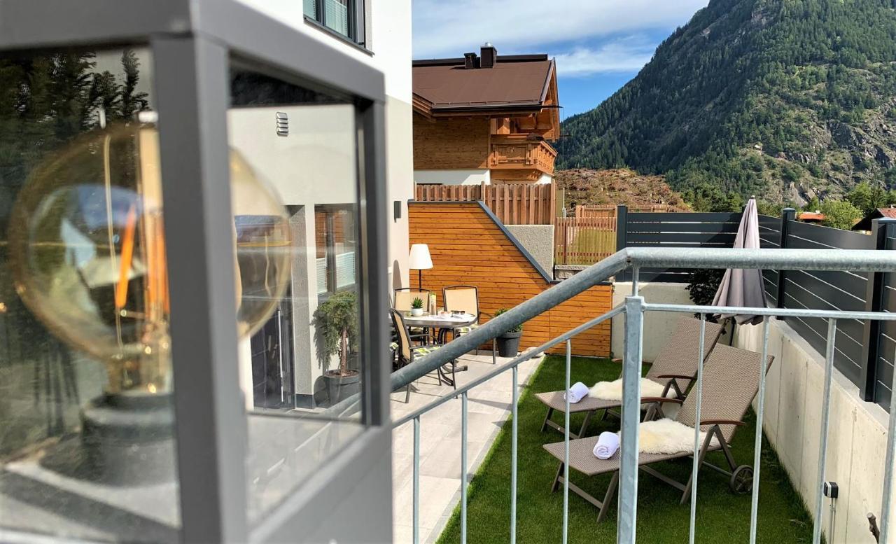 Easy Living Apartment Oetztal Sautens Buitenkant foto